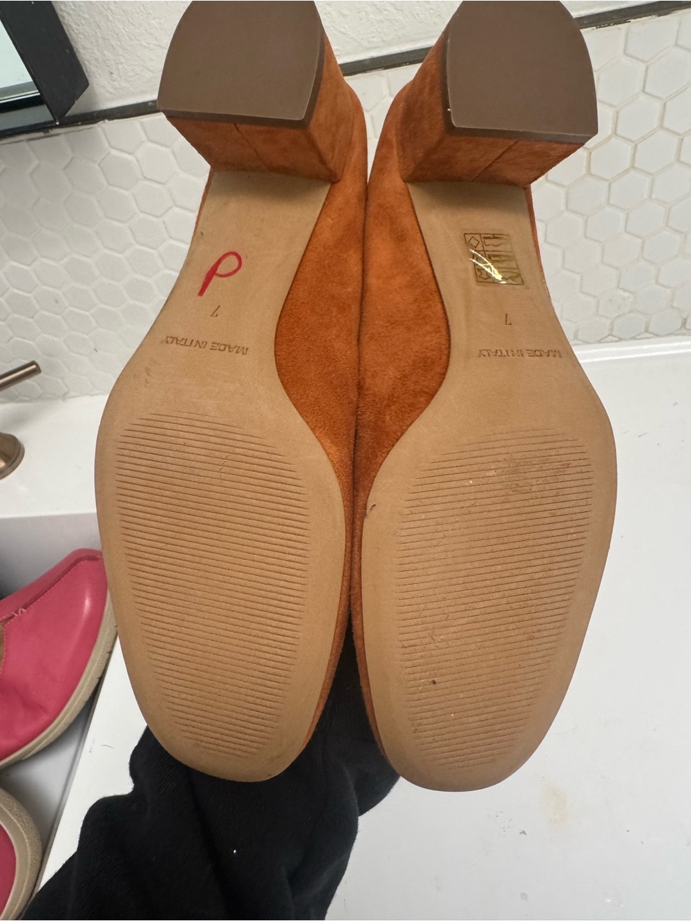 Everlane Cognac Suede Block Heel Pumps Made in Italy - Picture 6 of 16